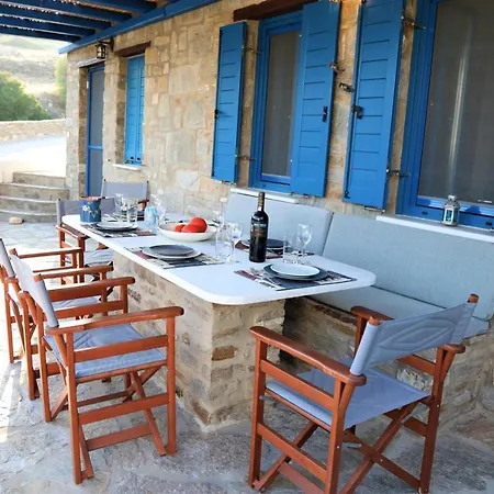 Zoe With Seaview Near Golden