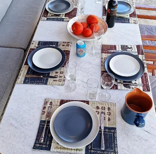 Zoe With Seaview Near Golden