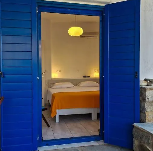 Zoe With Seaview Near Golden Chrisi Akti (Paros)